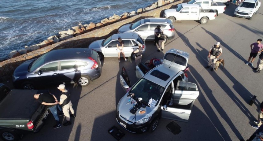 Prefectura detuvo a un hombre y dos mujeres en Mar del Plata