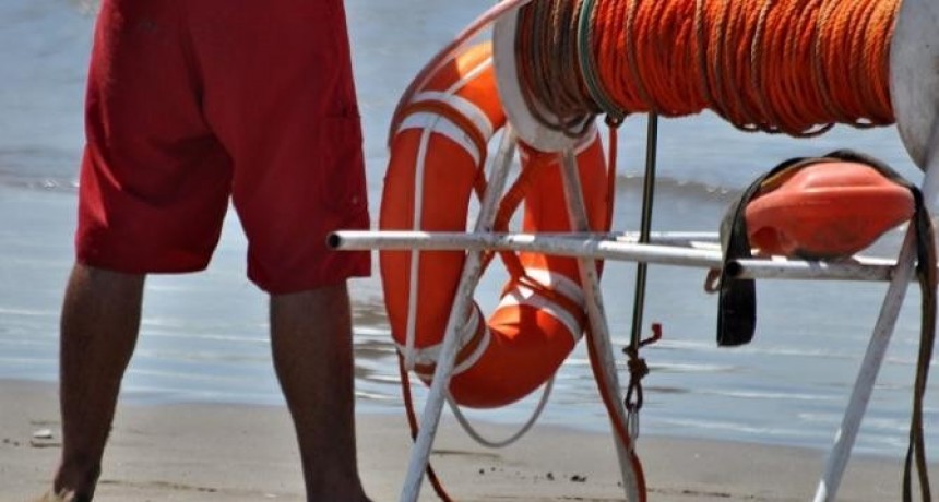 Tras protestas, los guardavidas de Mar del Plata cerraron un acuerdo salarial con el sector privado